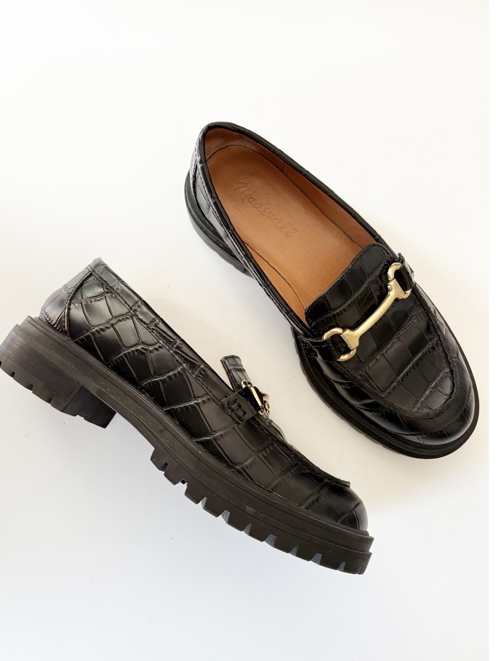Madewell || The Bradley Hardware Lugsole Loafer Croc Embossed Leather Black 6